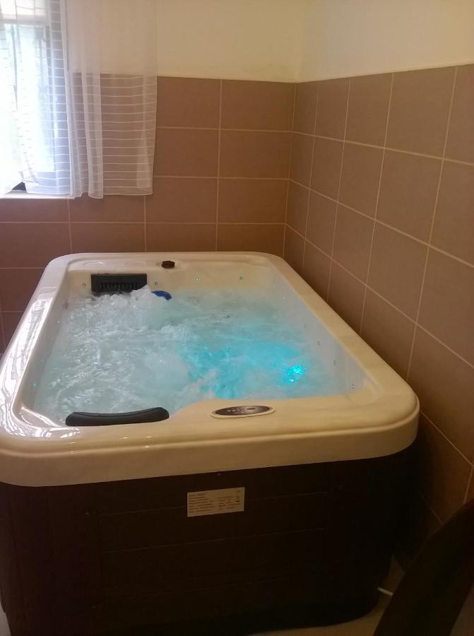 Zenith Villa Gardony